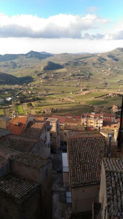 La Nicchia Di Gangi Apartment Exterior photo